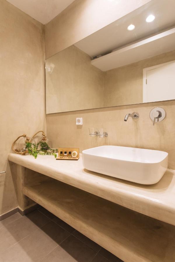 Amer Villa Santorini With Outdoor Hot Tub Vóthon Extérieur photo